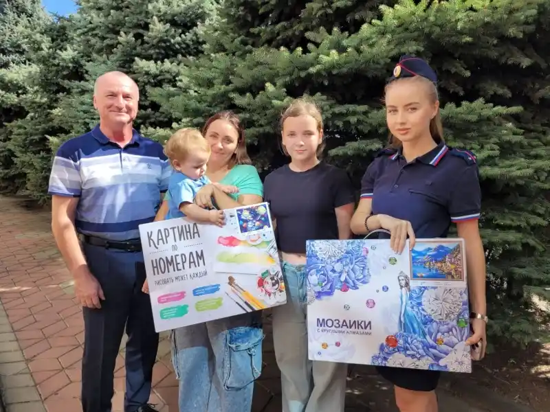 «Помоги пойти учиться»: как поддержать детей из малообеспеченных семей